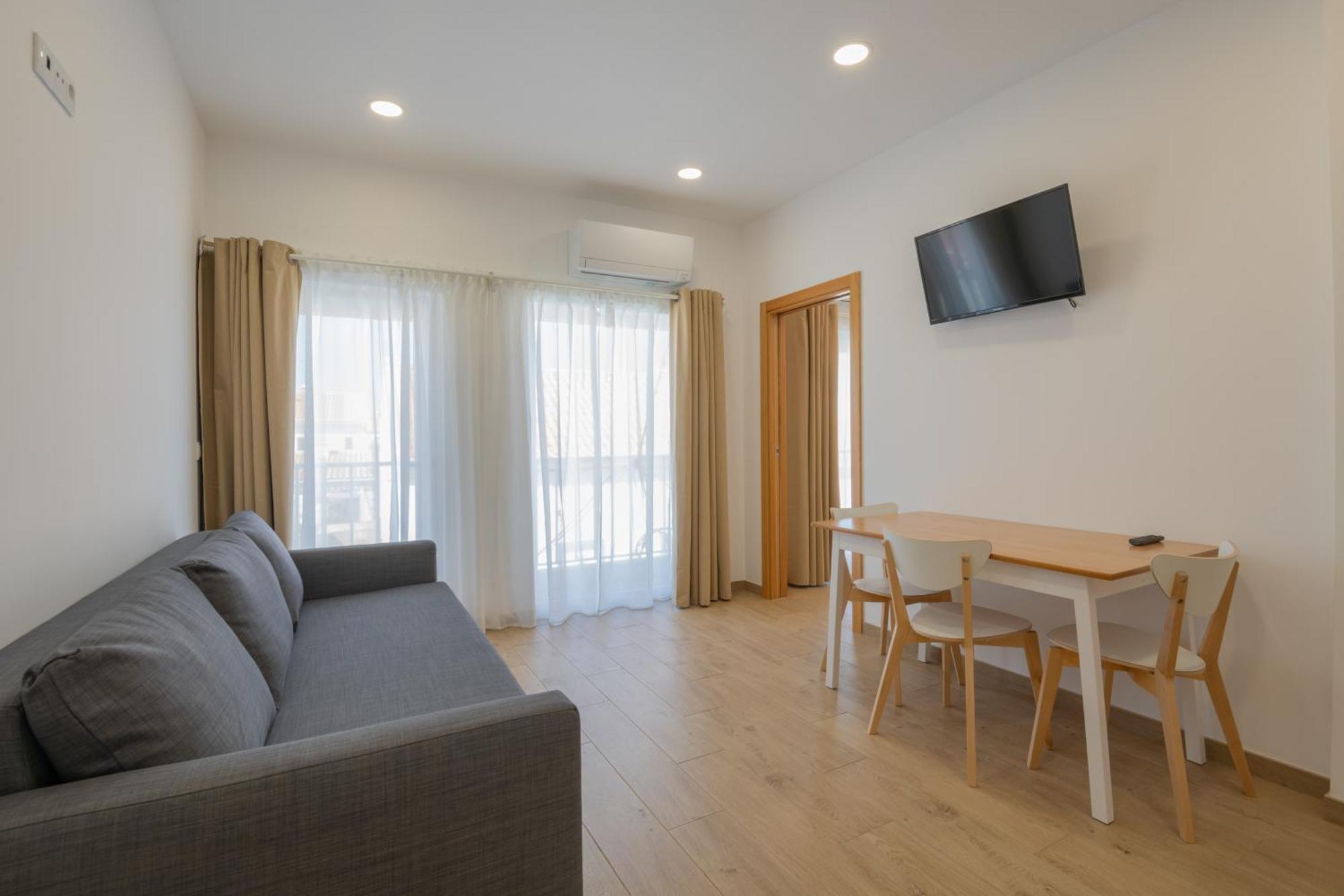 Villa Harbour Rooms & Apartments Вила Нова де Милфонтеш Екстериор снимка