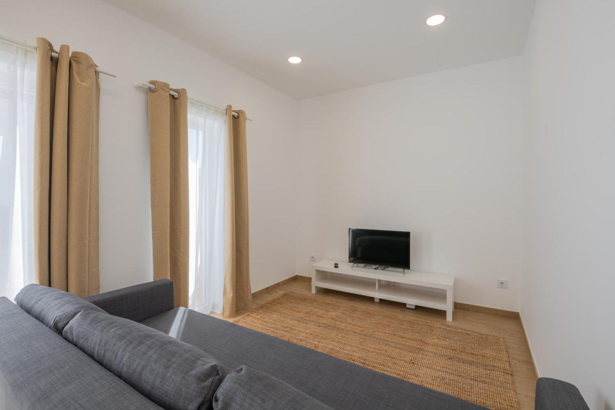 Villa Harbour Rooms & Apartments Вила Нова де Милфонтеш Екстериор снимка